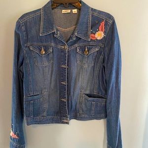 Cute embroidered Jean jacket
